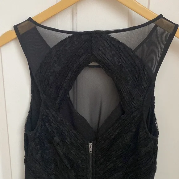 GUESS BLACK DRESS - Picture 3 of 4